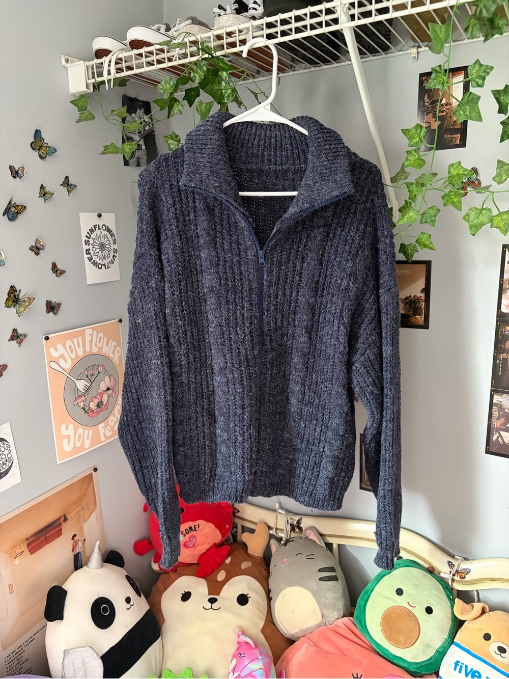 Dazy Less Sweater Zip-Up